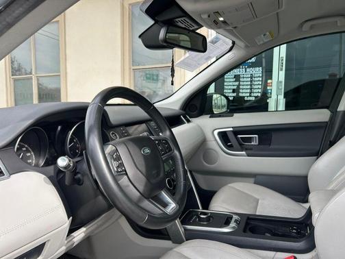 2017 Land Rover Discovery Sport SE