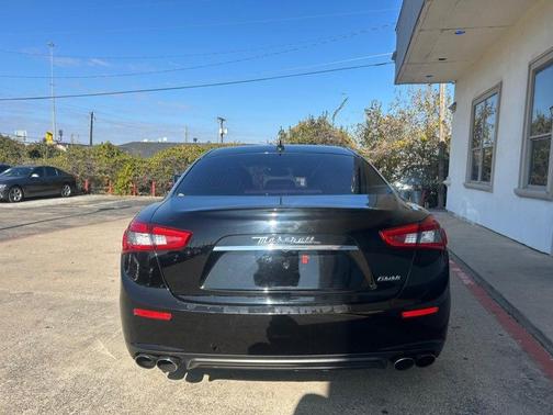 2015 Maserati Ghibli Base