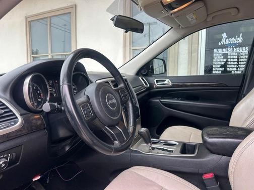 2012 Jeep Grand Cherokee Laredo