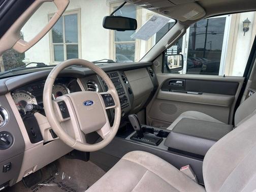 2011 Ford Expedition XLT