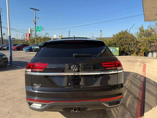 2020 Volkswagen Atlas Cross Sport 2.0T SEL