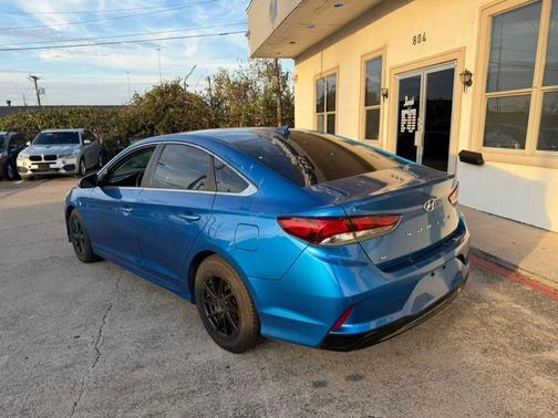 2018 Hyundai SONATA SE