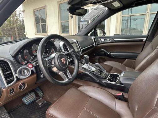 2015 Porsche Cayenne Cayenne