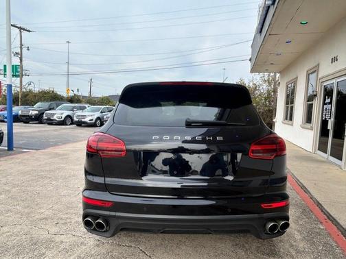 2015 Porsche Cayenne Cayenne