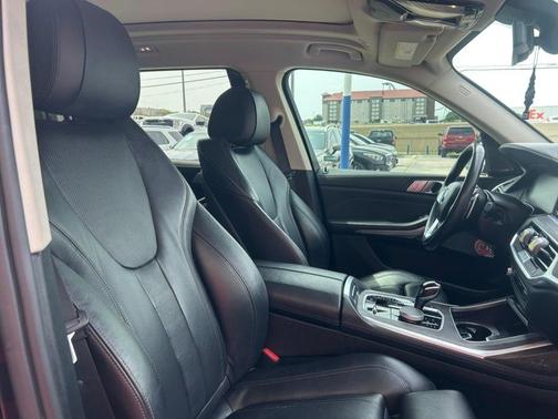 Black 2020 BMW X7 xDrive40i