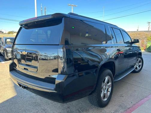 2018 Chevrolet Suburban LT