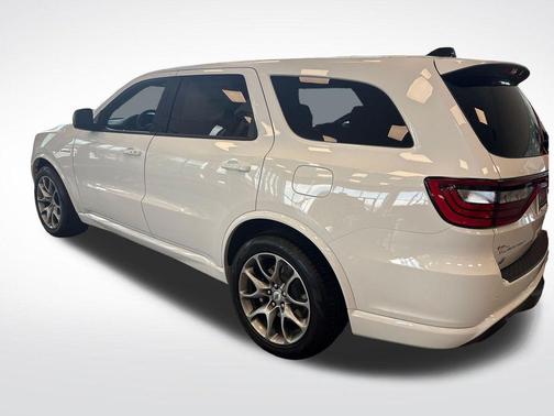 White Knuckle Clearcoat 2026 Dodge Durango GT HEMI V8