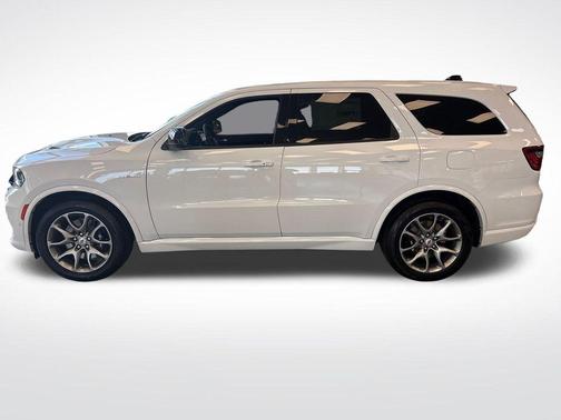 White Knuckle Clearcoat 2026 Dodge Durango GT HEMI V8