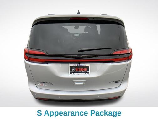2026 Chrysler Pacifica Limited