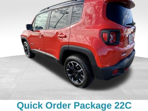 2023 Jeep Renegade Trailhawk