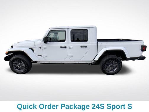 2026 Jeep Gladiator Sport