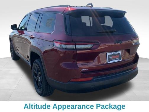 2025 Jeep Grand Cherokee L Laredo