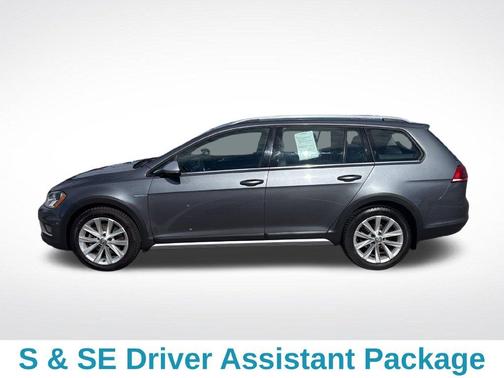 Platinum Gray Metallic 2017 Volkswagen Golf Alltrack TSI SE