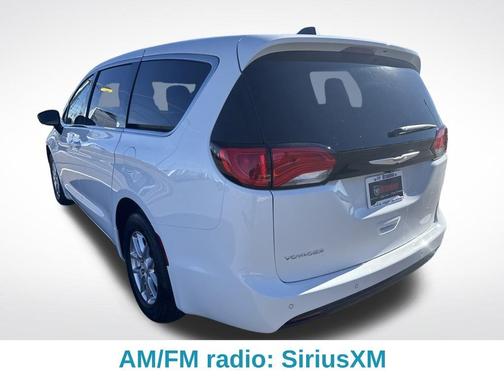 2026 Chrysler Voyager LX