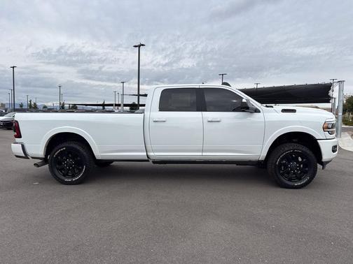 Bright White Clearcoat 2022 RAM 3500 Laramie