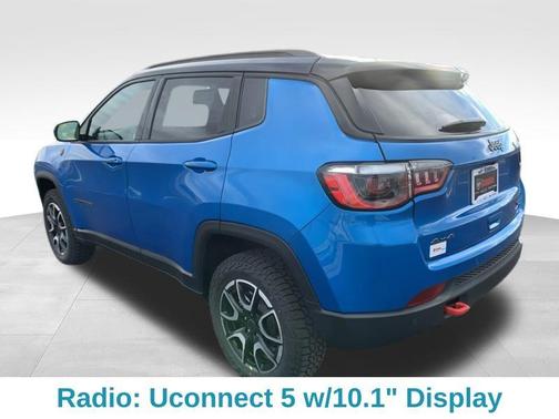 2025 Jeep Compass Trailhawk