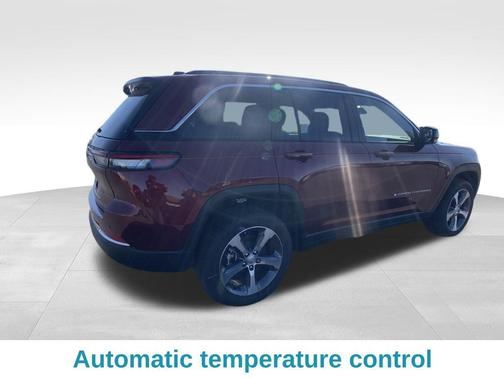 2025 Jeep Grand Cherokee 4xe Base