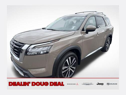 2025 Nissan Pathfinder Platinum