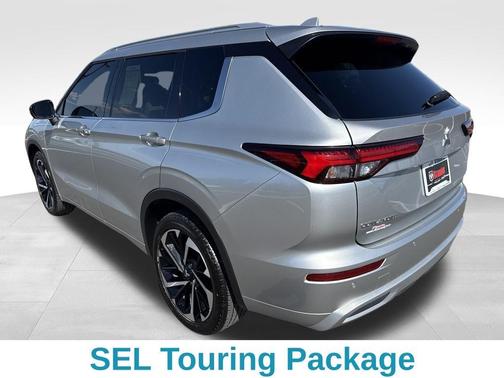 2024 Mitsubishi Outlander SEL