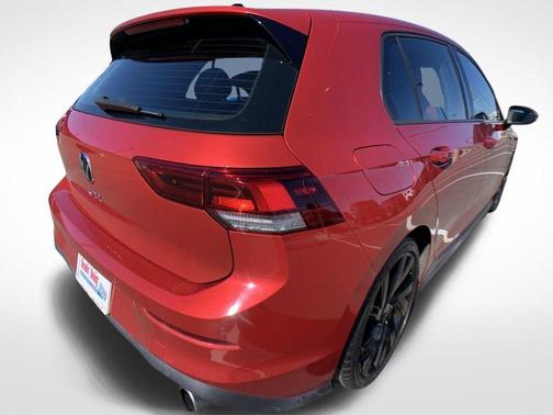 2022 Volkswagen Golf GTI 2.0T SE