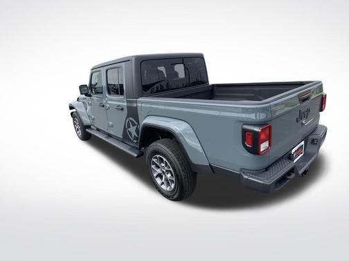 2024 Jeep Gladiator Sport