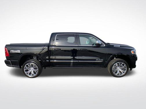 Diamond Black 2026 RAM 1500 Tungsten