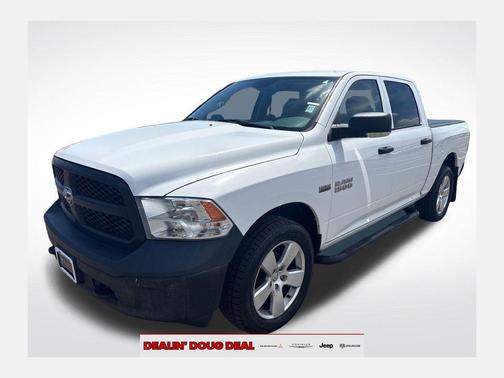 Bright White Clearcoat 2018 RAM 1500 ST
