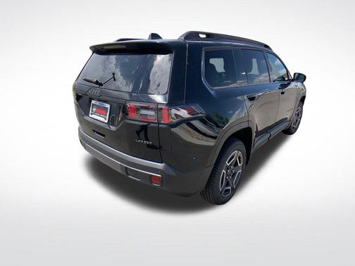 Diamond Black 2026 Jeep Cherokee LAREDO/LIMITED
