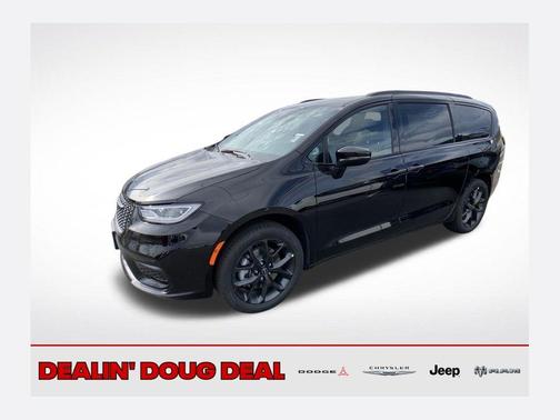 Diamond Black 2026 Chrysler Pacifica Select