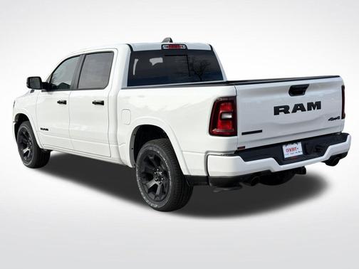 Bright White Clearcoat 2026 RAM 1500 Big Horn/Lone Star