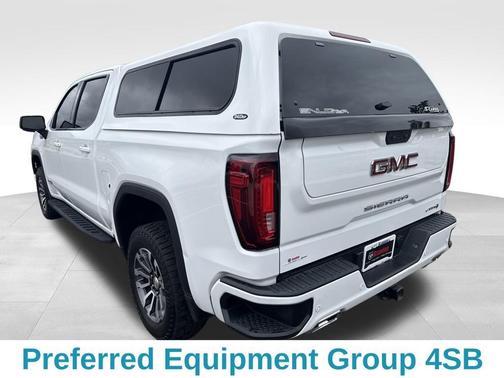 2022 GMC Sierra 1500 AT4