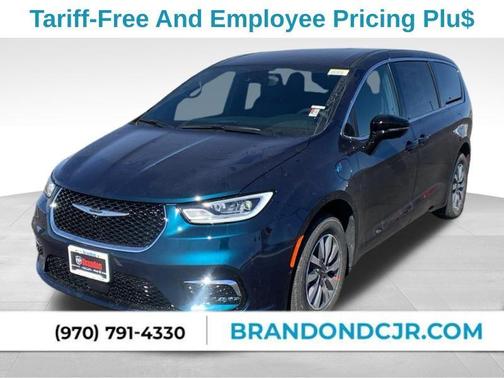 2025 Chrysler Pacifica Hybrid Select