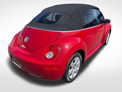 Salsa Red / Black Roof 2007 Volkswagen New Beetle
