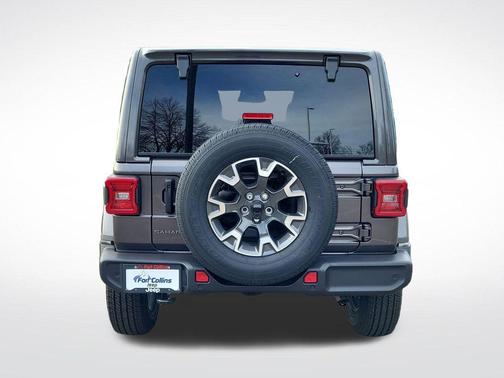 Granite Crystal Clearcoat Metallic 2026 Jeep Wrangler Sahara