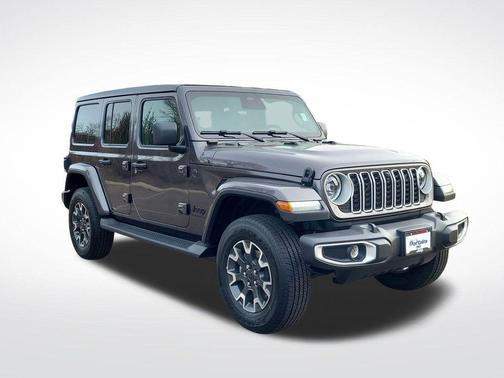 Granite Crystal Clearcoat Metallic 2026 Jeep Wrangler Sahara
