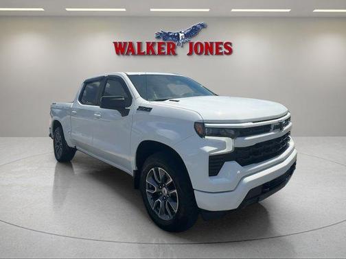 Summit White 2026 Chevrolet Silverado 1500 RST