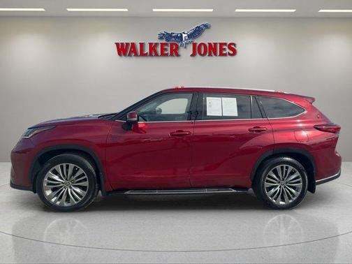 2023 Toyota Highlander 