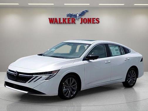 Aspen White 2026 Nissan Sentra SL
