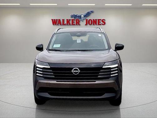 Canyon Bronze M 2026 Nissan Kicks SV
