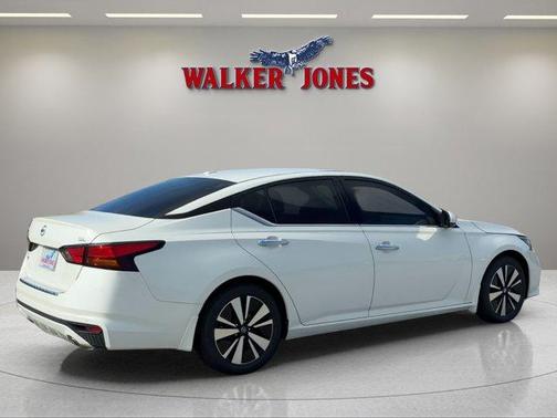 2022 Nissan Altima 2.5 SL