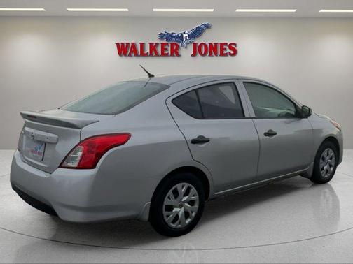 2018 Nissan Versa 1.6 S+