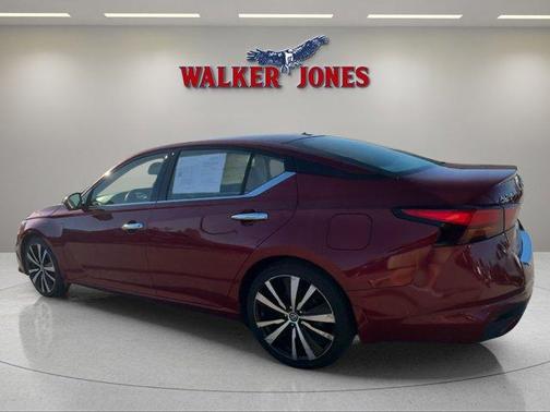 2020 Nissan Altima 2.0 Platinum