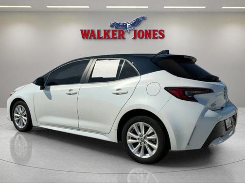 2023 Toyota Corolla Hatchback SE