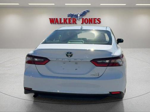 2023 Toyota Camry Hybrid LE