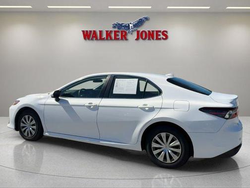 2023 Toyota Camry Hybrid LE