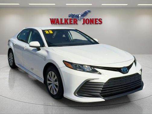 2023 Toyota Camry Hybrid LE