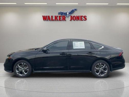 Crystal Black Pearl 2023 Honda Accord EX