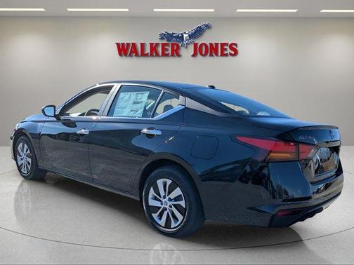 2025 Nissan Altima S