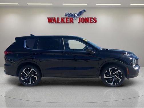 2024 Mitsubishi Outlander SE Black Edition