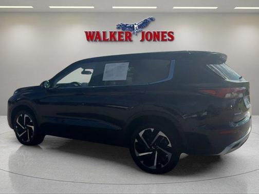 2024 Mitsubishi Outlander SE Black Edition
